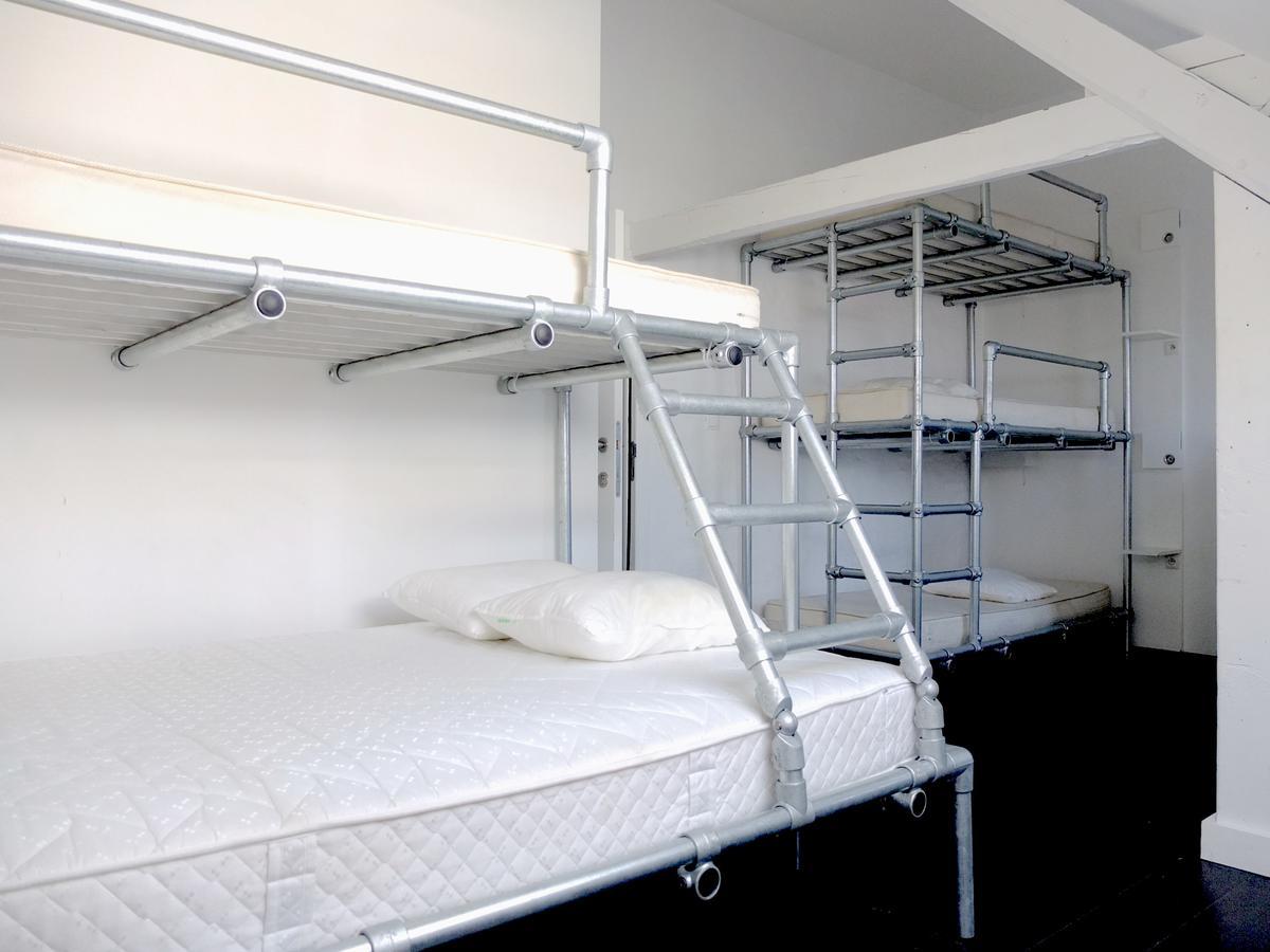 Hostel 47