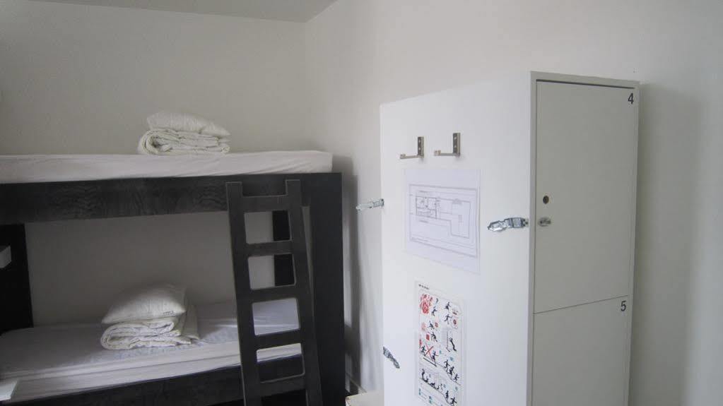 Hostel 47 *